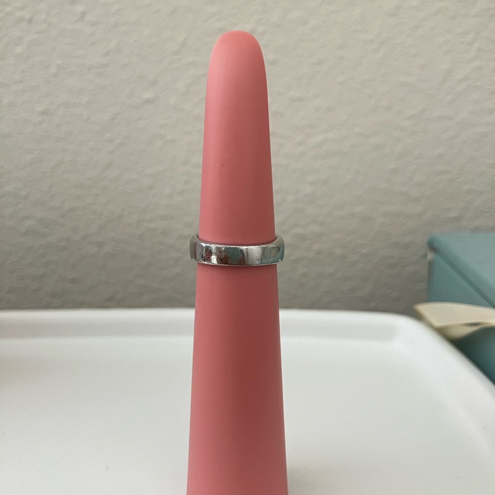 Pink cushion cut ring - Picture 4 of 5
